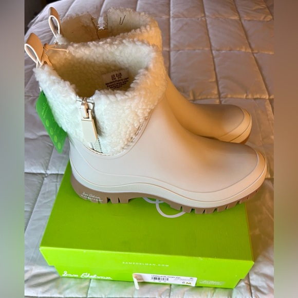 NWT Sam Edelman Ivory waterproof/weatherproof boots. Women’s size 8m. Faux fur - Picture 3 of 11